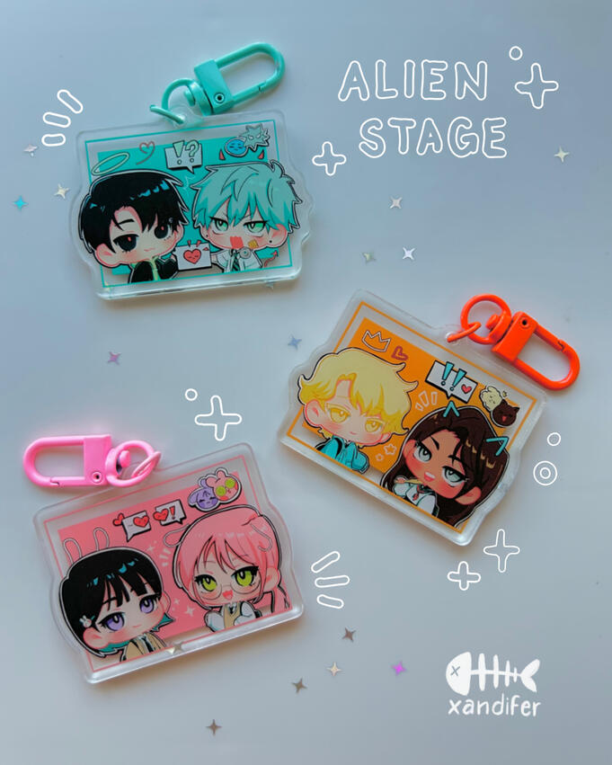 Alien Stage Keychains
